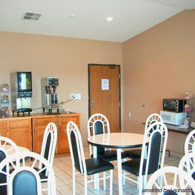 Super 8 By Wyndham Bedford Restaurante foto